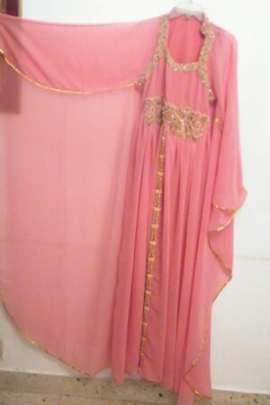 Alternative view of Abayas RF313